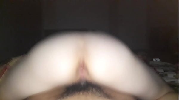 White girl bounces on daddy’s cock